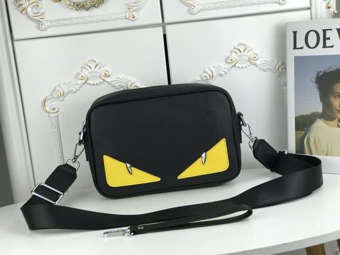 フェンディバッグコピー 大人気2021新品 FENDI メンズ ショルダーバッグ