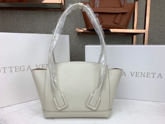 2019秋冬人気新作ボッテガヴェネタ(Bottega Veneta)☆レディース ハンドバックコピー☆数量限定発表★♫店長お勧め人気商品！！ - 画像 (5)