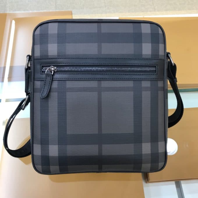 バーバリーバッグコピー 2021新品注目度NO.1 BURBERRY メンズ ショルダーバッグ - 画像 (2)