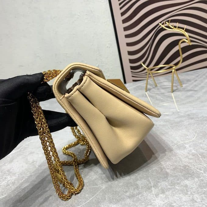 ヴァレンティノバッグコピー 2022新品注目度NO.1 Valentino レディース ショルダーバッグ - 画像 (6)