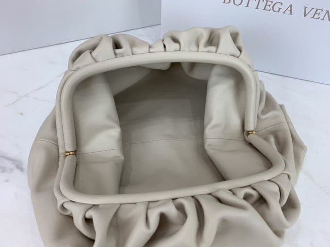 2019秋冬新作☆超売れ筋ボッテガヴェネタ(Bottega Veneta)☆レディースセカンドバッグコピー☆特別価格にて販売!!今一番流行っている人気アイテム!! - 画像 (6)