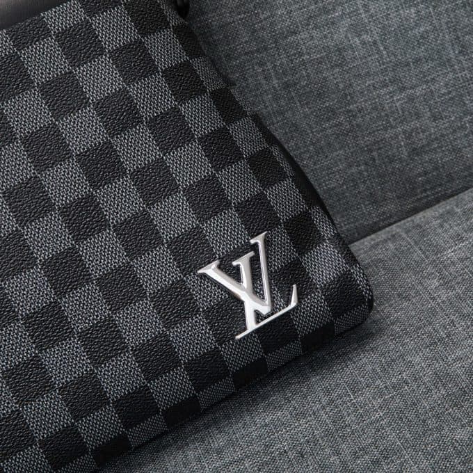 ルイヴィトンバッグコピー 2021新品注目度NO.1 Louis Vuitton メンズ ショルダーバッグ - 画像 (4)