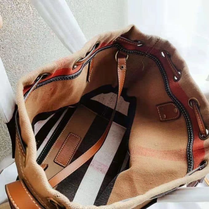2019秋冬新作☆超売れ筋バーバリー(BURBERRY)☆レディース バケツバッグコピー☆特別価格にて販売!!今一番流行っている人気アイテム!! - 画像 (7)