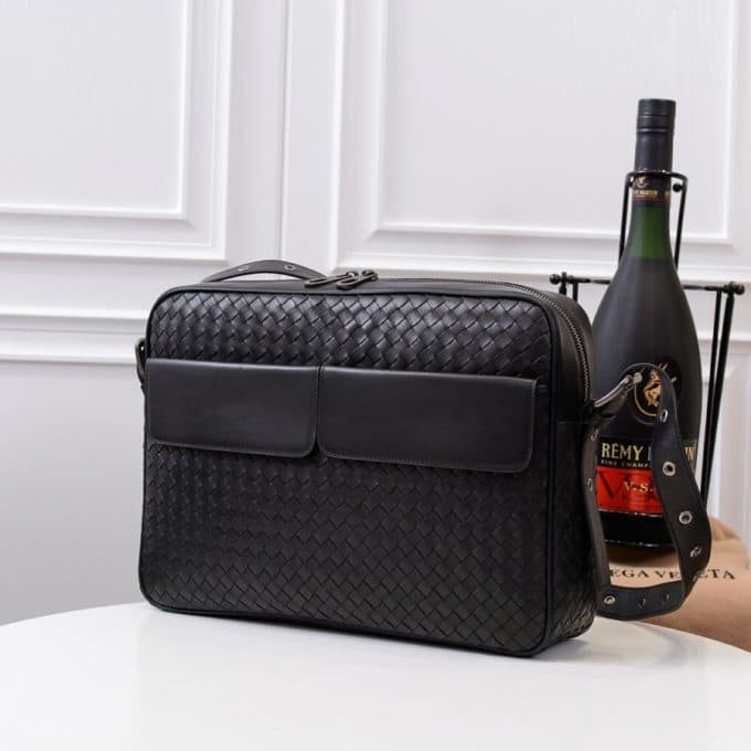 ボッテガヴェネタバッグコピー 定番人気2021新品 Bottega Veneta メンズ ショルダーバッグ - 画像 (2)