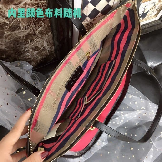 2019大人気爆発バーバリー(BURBERRY)☆レディース トートバッグコピー☆人気商品今流行り欠かせない存在☆★ - 画像 (8)