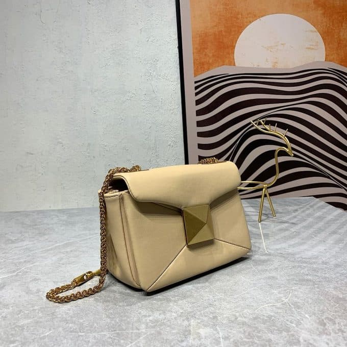 ヴァレンティノバッグコピー 2022新品注目度NO.1 Valentino レディース ショルダーバッグ - 画像 (2)