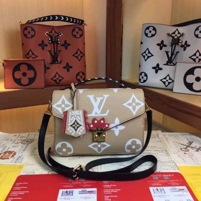 ルイヴィトンバッグコピー 定番人気2020新品 Louis Vuitton レディース ショルダーバッグ