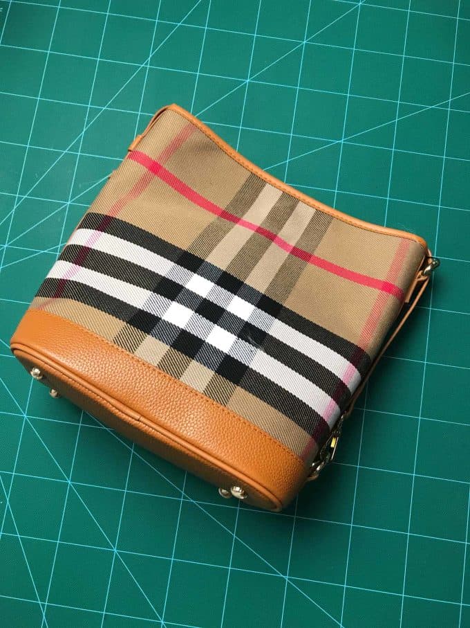 2019大人気爆発バーバリー(BURBERRY)☆レディース バケツバッグコピー☆人気商品今流行り欠かせない存在☆★ - 画像 (8)