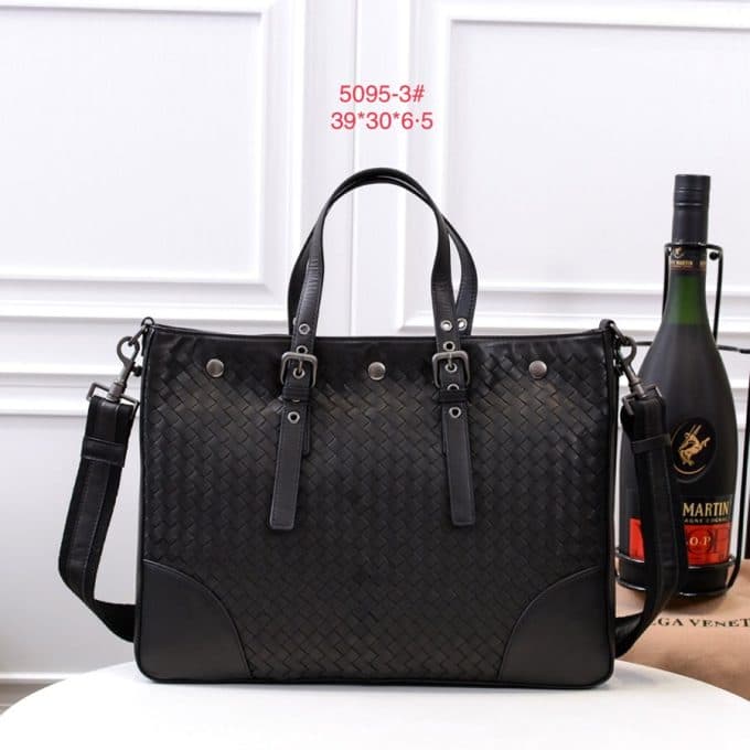 ボッテガヴェネタバッグコピー 2021新品注目度NO.1 Bottega Veneta メンズ トートバッグ