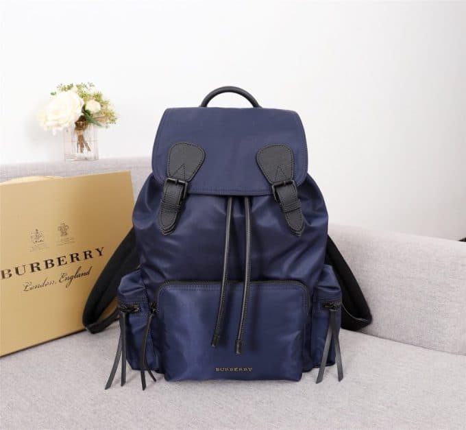 バーバリーバッグコピー 2021新品注目度NO.1 BURBERRY 男女兼用 バックパック