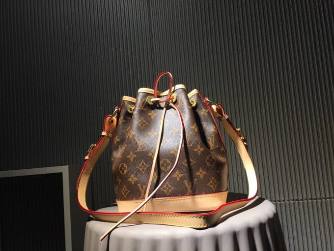 ルイヴィトンバッグコピー 2020新品注目度NO.1 Louis Vuitton レディース バケツバッグ