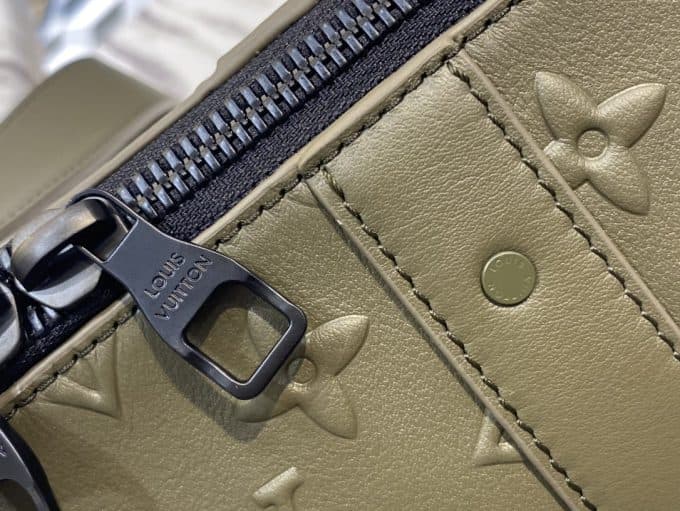 人気高級ルイヴィトンバッグコピー 2021新品注目度NO.1 Louis Vuitton メンズ ショルダーバッグ - 画像 (3)