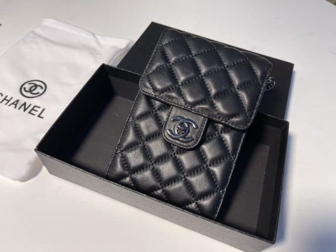 シャネルバッグコピー 定番人気2021新品 CHANEL 男女兼用 携帯 電話 バッグ