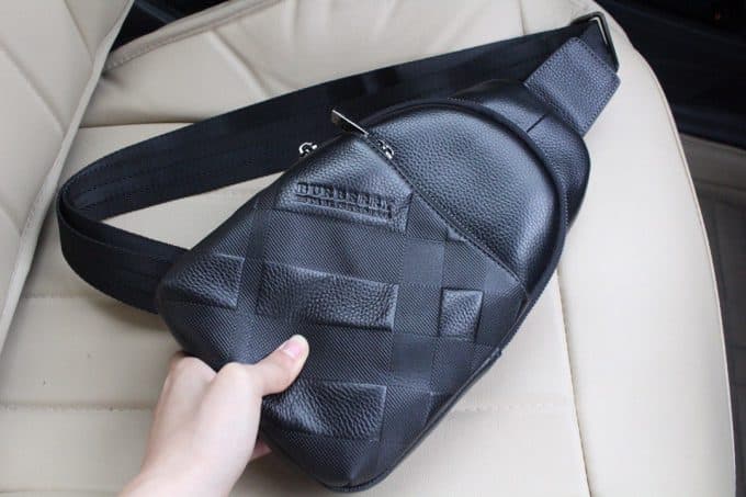 バーバリーバッグコピー 大人気2021新品 BURBERRY メンズ ボディバッグ - 画像 (8)