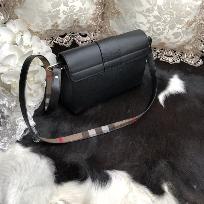 2019新作超売れ筋バーバリー(BURBERRY)☆レディース ショルダーバッグコピー☆効果抜群♪視線を独り占める!! - 画像 (4)