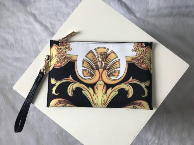 ヴェルサーチェバッグコピー 定番人気2021新品 VERSACE メンズ セカンドバッグ
