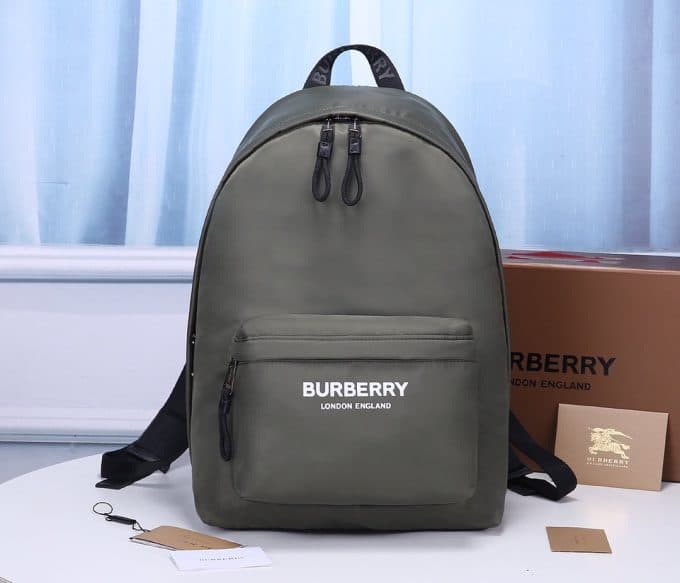 バーバリーバッグコピー 2021新品注目度NO.1 BURBERRY 男女兼用 バックパック