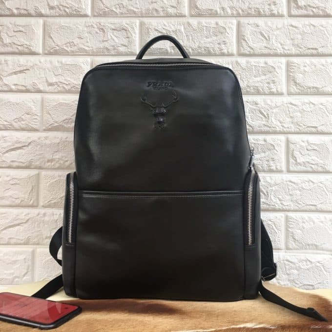 人気高級プラダバッグコピー 2021新品注目度NO.1 PRADA メンズ バックパック