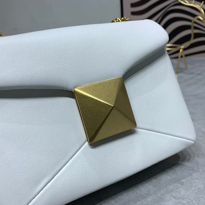 ヴァレンティノバッグコピー 2022新品注目度NO.1 Valentino レディース ショルダーバッグ - 画像 (4)