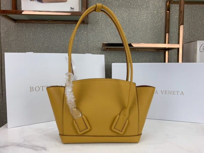 2019人気新作ボッテガヴェネタ(Bottega Veneta)☆レディース ハンドバックコピー☆どんなアイテムとも相性がいい！絶賛発売中！！ - 画像 (4)