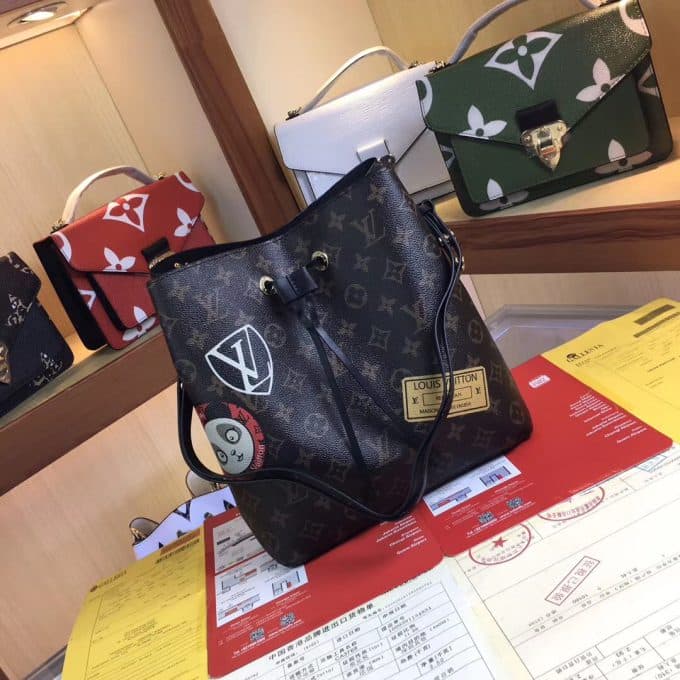 ルイヴィトンバッグコピー 定番人気2020新品 Louis Vuitton レディース バケツバッグ