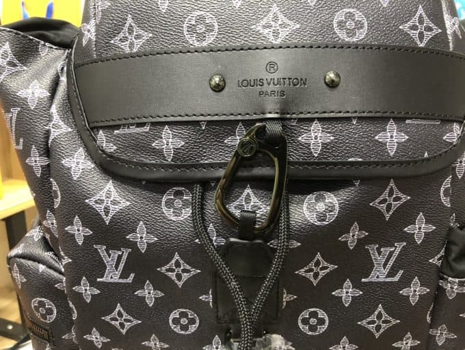 ルイヴィトンバッグコピー 定番人気2020新品 Louis Vuitton 男女兼用 バックパック - 画像 (9)