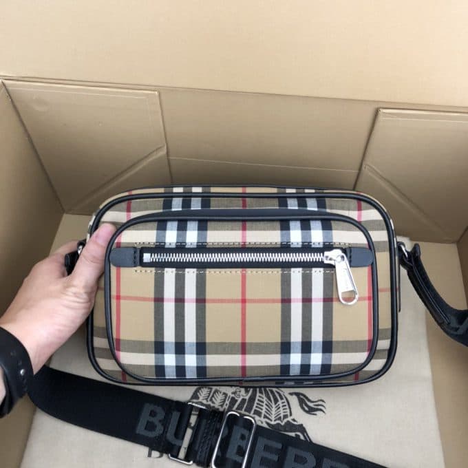 バーバリーバッグコピー 定番人気2021新品 BURBERRY メンズ ショルダーバッグ - 画像 (5)