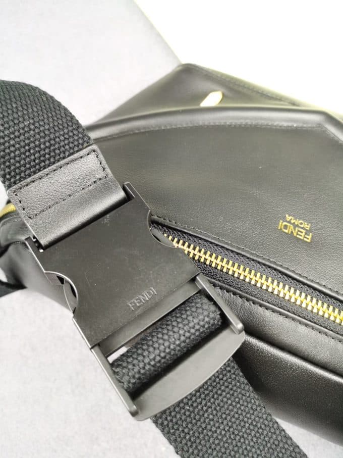 フェンディバッグコピー 大人気2021新品 FENDI メンズ ボディバッグ - 画像 (7)