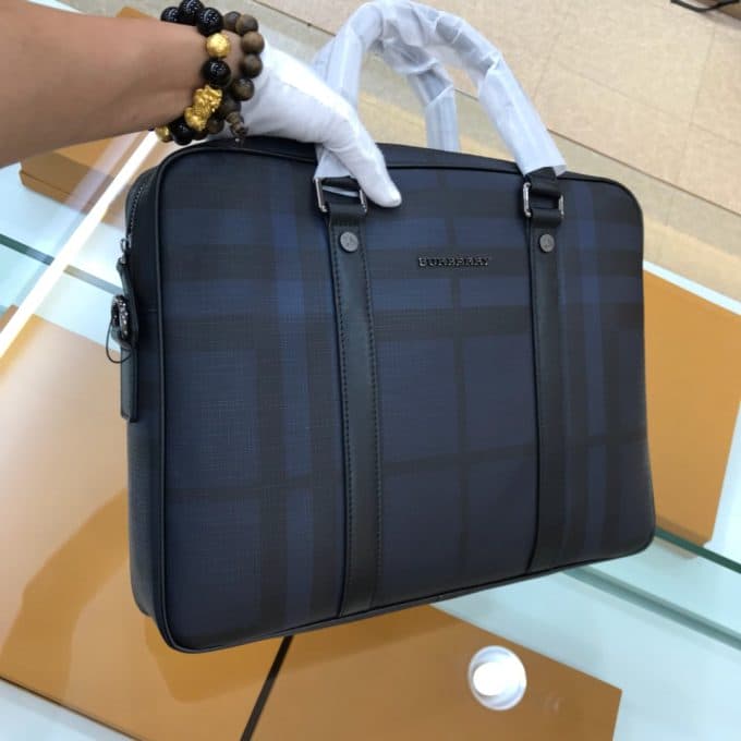 バーバリーバッグコピー 2021新品注目度NO.1 BURBERRY メンズ ブリーフケース - 画像 (3)