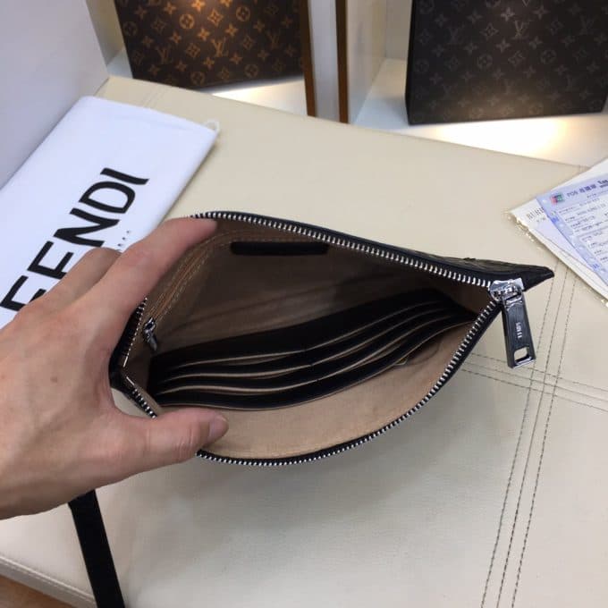 フェンディバッグコピー 2021新品注目度NO.1 FENDI メンズ セカンドバッグ - 画像 (8)