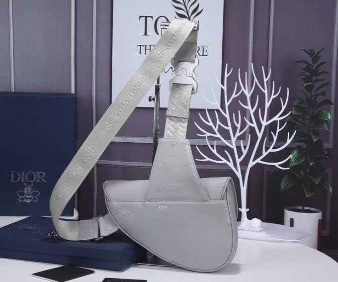 人気高級 ディオールバッグコピー 2021新品注目度NO.1 Dior メンズ ボディバッグ - 画像 (3)