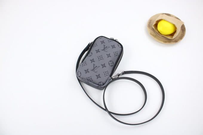 高品質ルイヴィトンバッグコピー 大人気2021新品 Louis Vuitton メンズ ショルダーバッグ