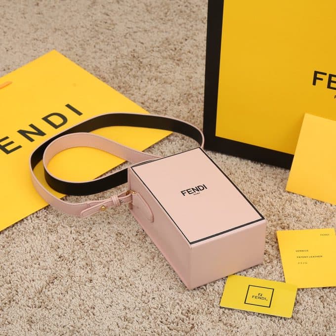フェンディバッグコピー 2022新品注目度NO.1 FENDI 男女兼用 携帯 電話 バッグ - 画像 (6)