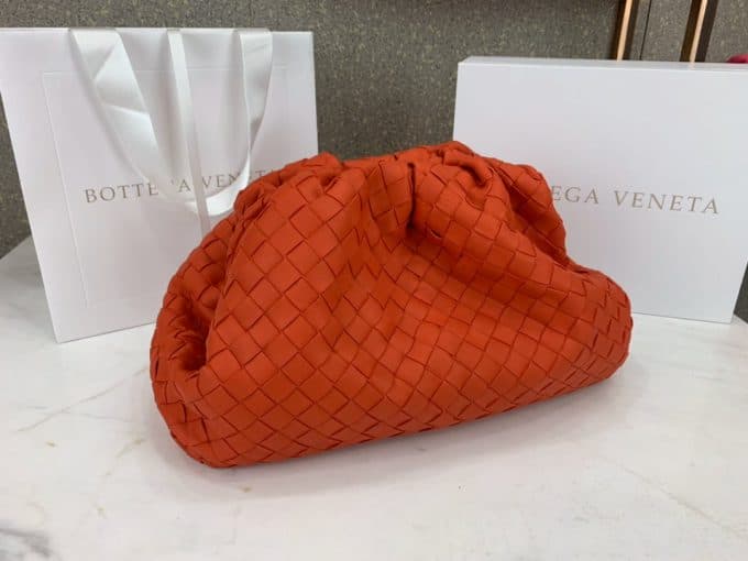 2019人気新作ボッテガヴェネタ(Bottega Veneta)☆レディースセカンドバッグコピー☆どんなアイテムとも相性がいい！絶賛発売中！！ - 画像 (2)