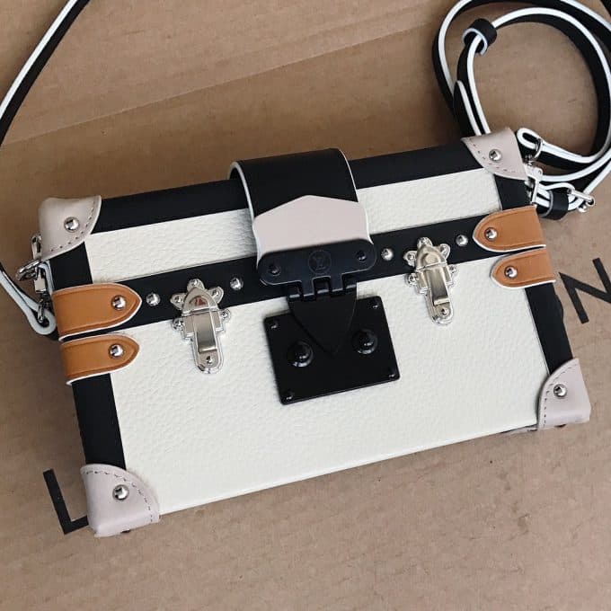 ルイヴィトンバッグコピー 定番人気2020新品 Louis Vuitton レディース ショルダーバッグ - 画像 (8)
