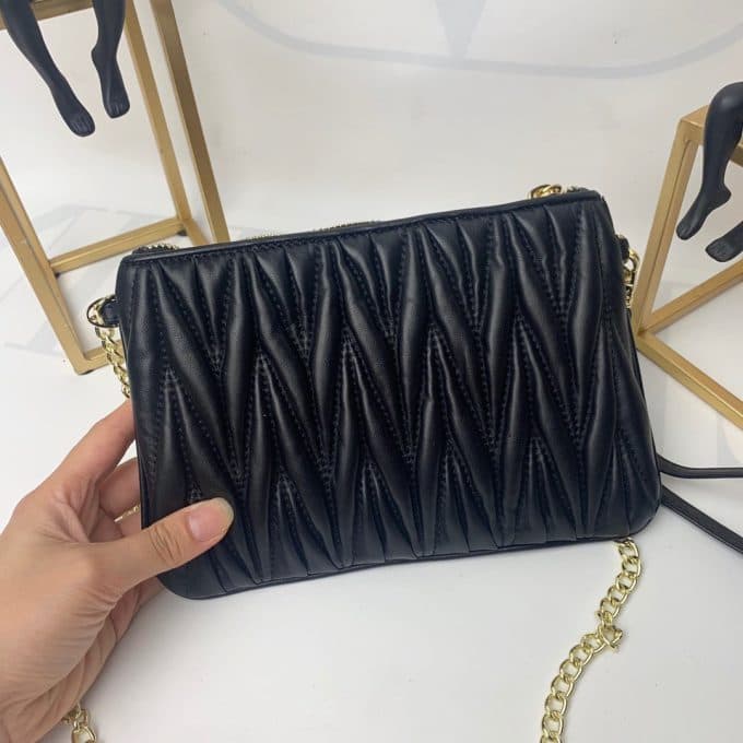 2019新作超売れ筋ミュウミュウ(MIUMIU)☆ ショルダーバッグコピー☆効果抜群♪視線を独り占める!! - 画像 (3)