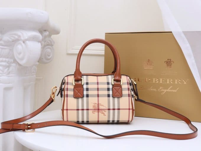 2019秋冬新作☆超売れ筋バーバリー(BURBERRY)☆レディース ハンドバックコピー☆特別価格にて販売!!今一番流行っている人気アイテム!!