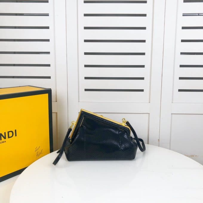 フェンディバッグコピー 2022新品注目度NO.1 FENDI レディース ショルダーバッグ - 画像 (3)