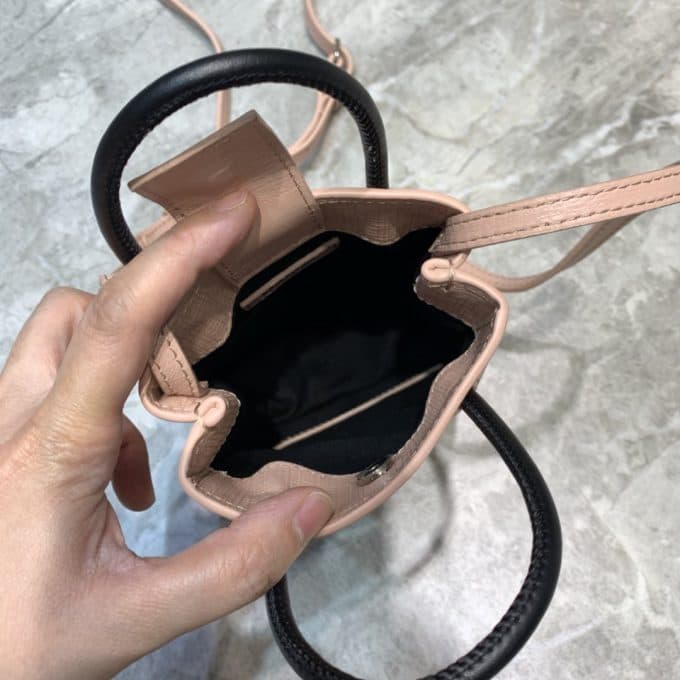 高品質 バレンシアガバッグコピー 大人気2021新品 BALENCIAGA 男女兼用 ショルダーバッグ - 画像 (6)