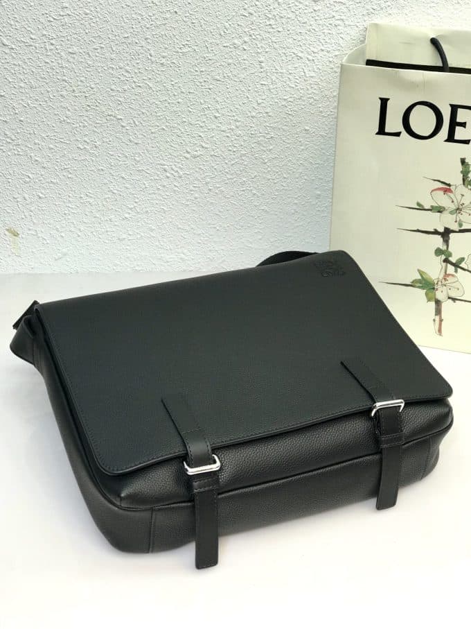 人気高級ロエベバッグコピー 2021新品注目度NO.1 Loeweメンズ ショルダーバッグ - 画像 (4)