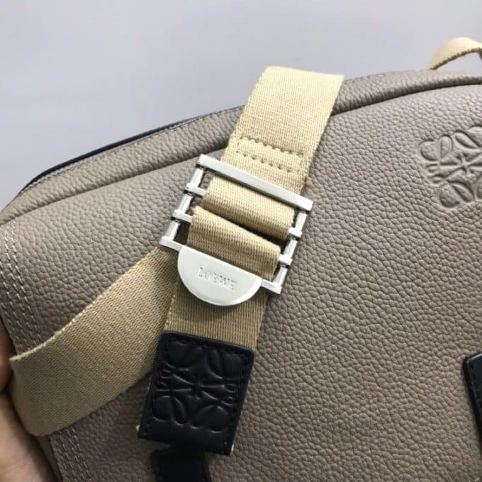 ロエベバッグコピー 定番人気2021新品 Loeweメンズ ショルダーバッグ - 画像 (6)