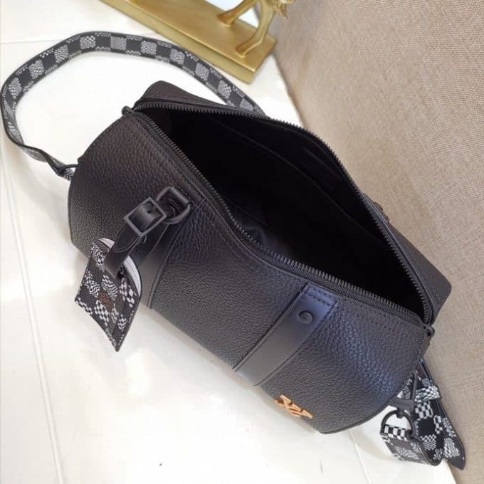 ルイヴィトンバッグコピー 定番人気2021新品 Louis Vuitton メンズ ショルダーバッグ - 画像 (8)