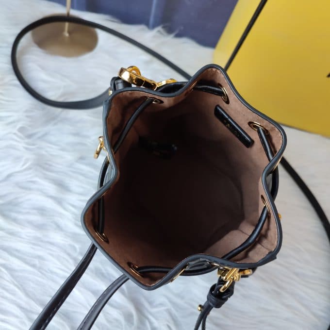 フェンディバッグコピー 定番人気2022新品 FENDI レディース バケツバッグ - 画像 (7)