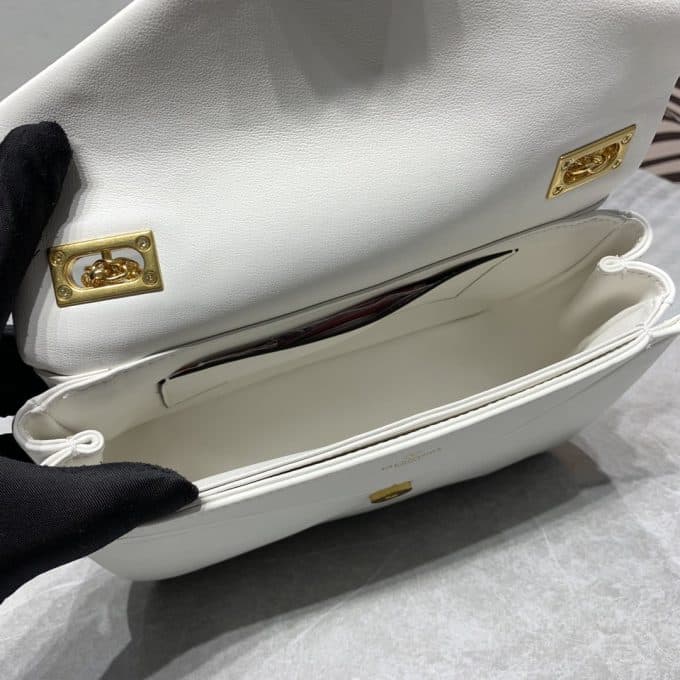 ヴァレンティノバッグコピー 2022新品注目度NO.1 Valentino レディース ショルダーバッグ - 画像 (8)
