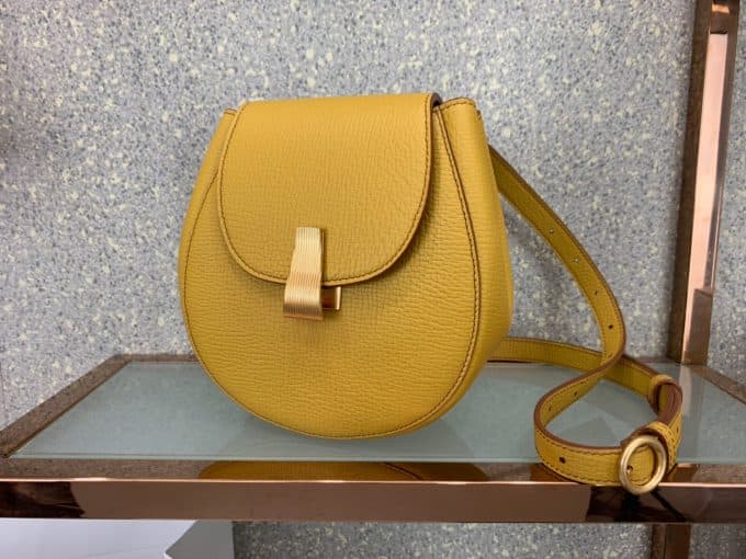 2019秋冬新作☆超売れ筋ボッテガヴェネタ(Bottega Veneta)☆レディース ショルダーバッグコピー☆特別価格にて販売!!今一番流行っている人気アイテム!! - 画像 (2)