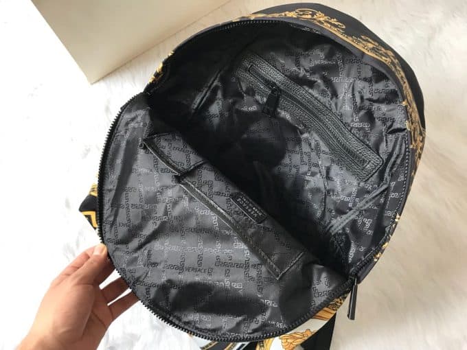ヴェルサーチェバッグコピー 2021新品注目度NO.1 VERSACE メンズ バックパック - 画像 (9)