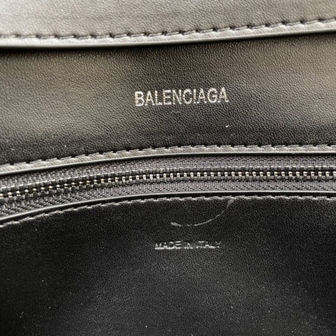 バレンシアガバッグコピー 定番人気2022新品 BALENCIAGAレディース ショルダーバッグ - 画像 (9)