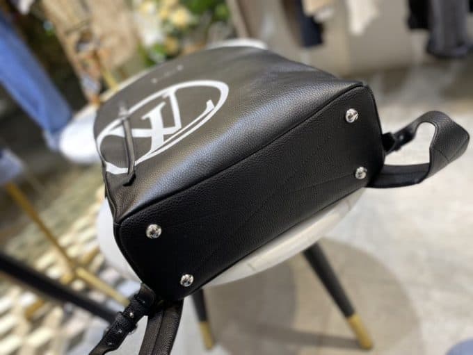 人気高級 ルイヴィトンバッグコピー 定番人気2022新品 Louis Vuitton メンズ バックパック - 画像 (4)