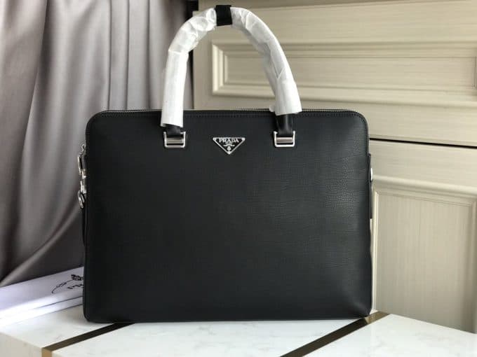 人気高級プラダバッグコピー 定番人気2021新品 PRADA メンズ ブリーフケース