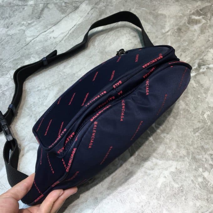 高品質 バレンシアガバッグコピー 定番人気2021新品 BALENCIAGA 男女兼用 ボディバッグ - 画像 (3)